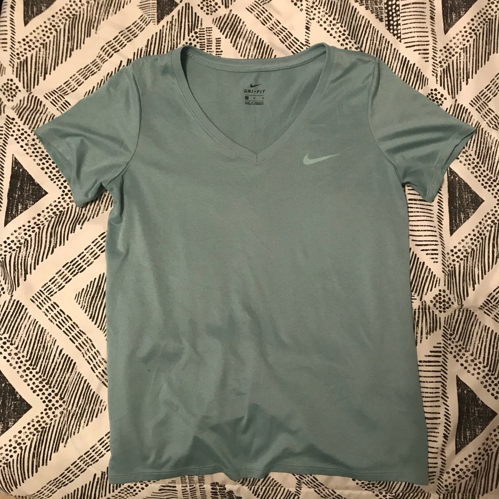 Nike Dry-Fit Tee